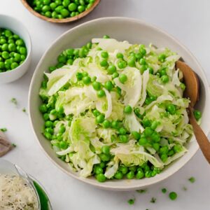 "Crispy Crunch Bliss: Cabbage & Pea Salad (with a Zesty Lemon Twist!)”