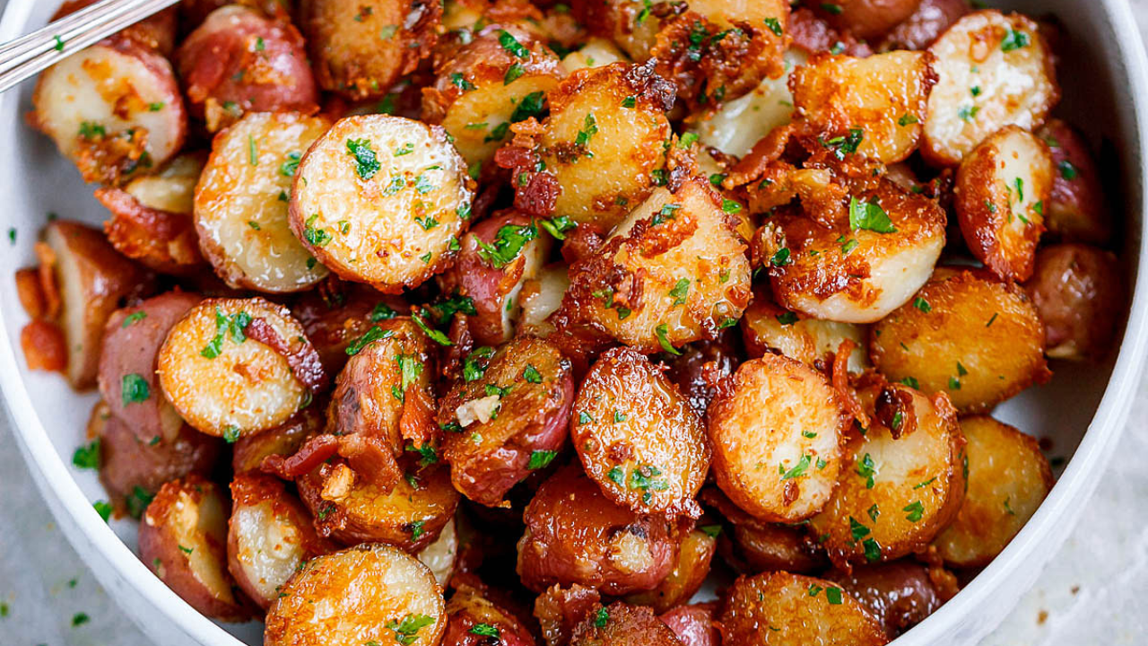 Roasted Potatoes Recipe: Dominate Your Appetite! - The Fresh Man cook