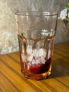 Add Ice cubes and Edible